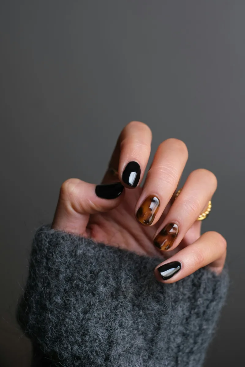 Nail Salon Website (CL - Clean) preview 1